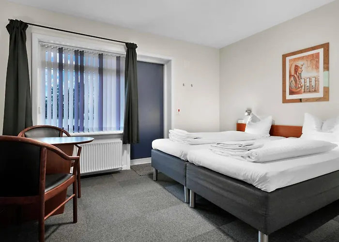 Hotel Varde 3* 바르데