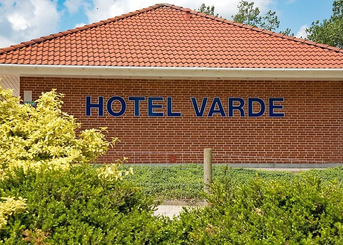 호텔 Hotel Varde 3*